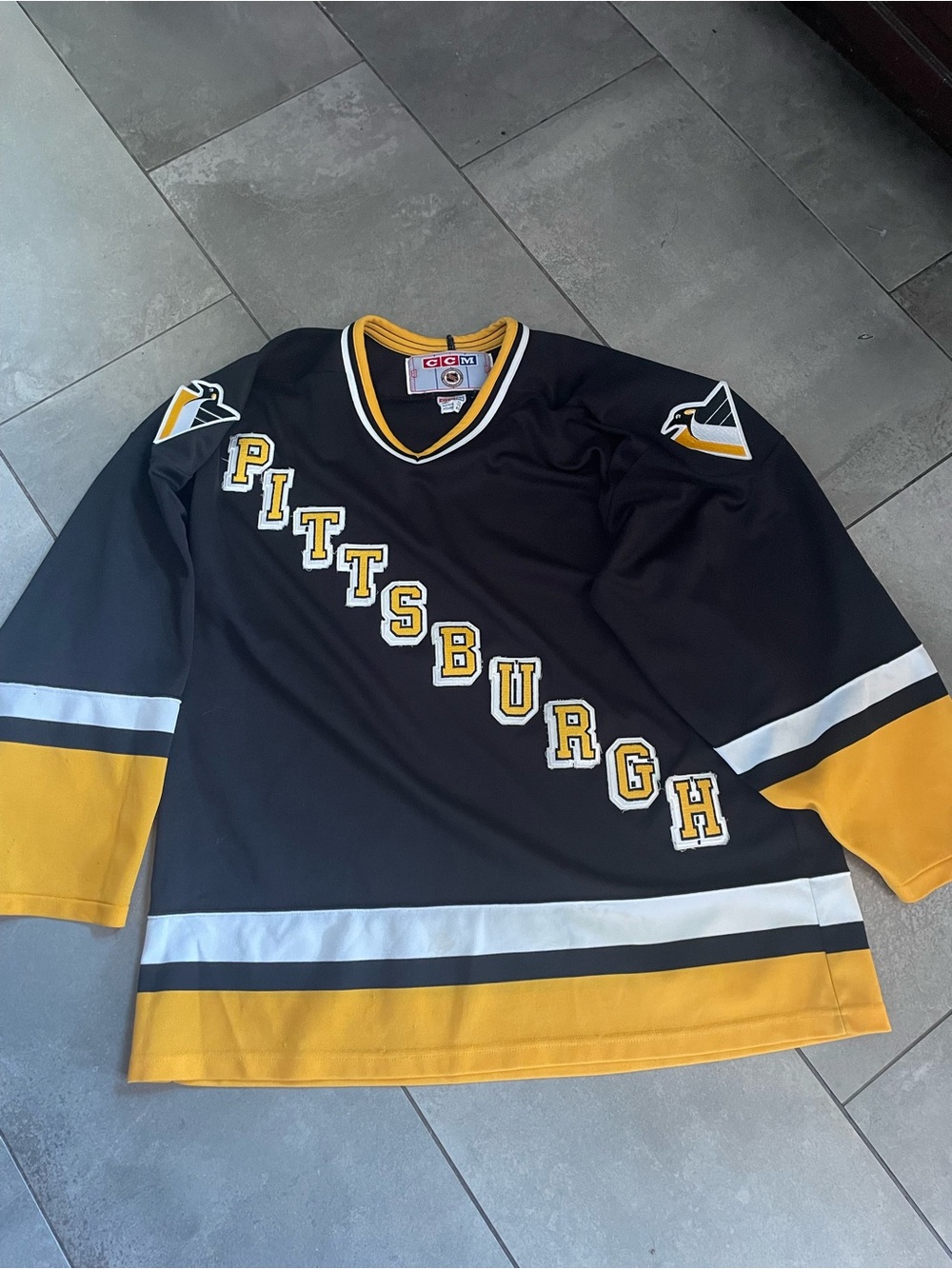 Pittsburg penguins jersey